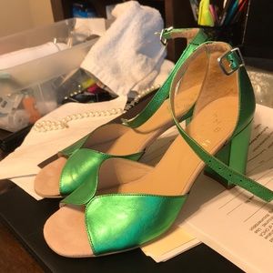 KMB for Anthropology. Wore once.